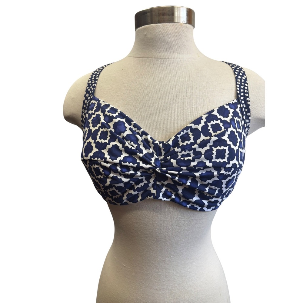Title Nine Blue White Geometric Twist Front Racerback Bikini Swim Top Beach 36D